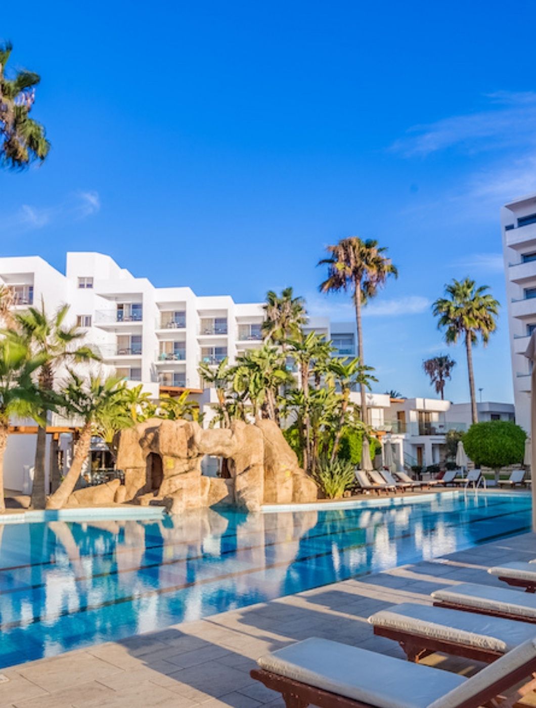 Hotel in Cyprus Adams Beach Hotel 