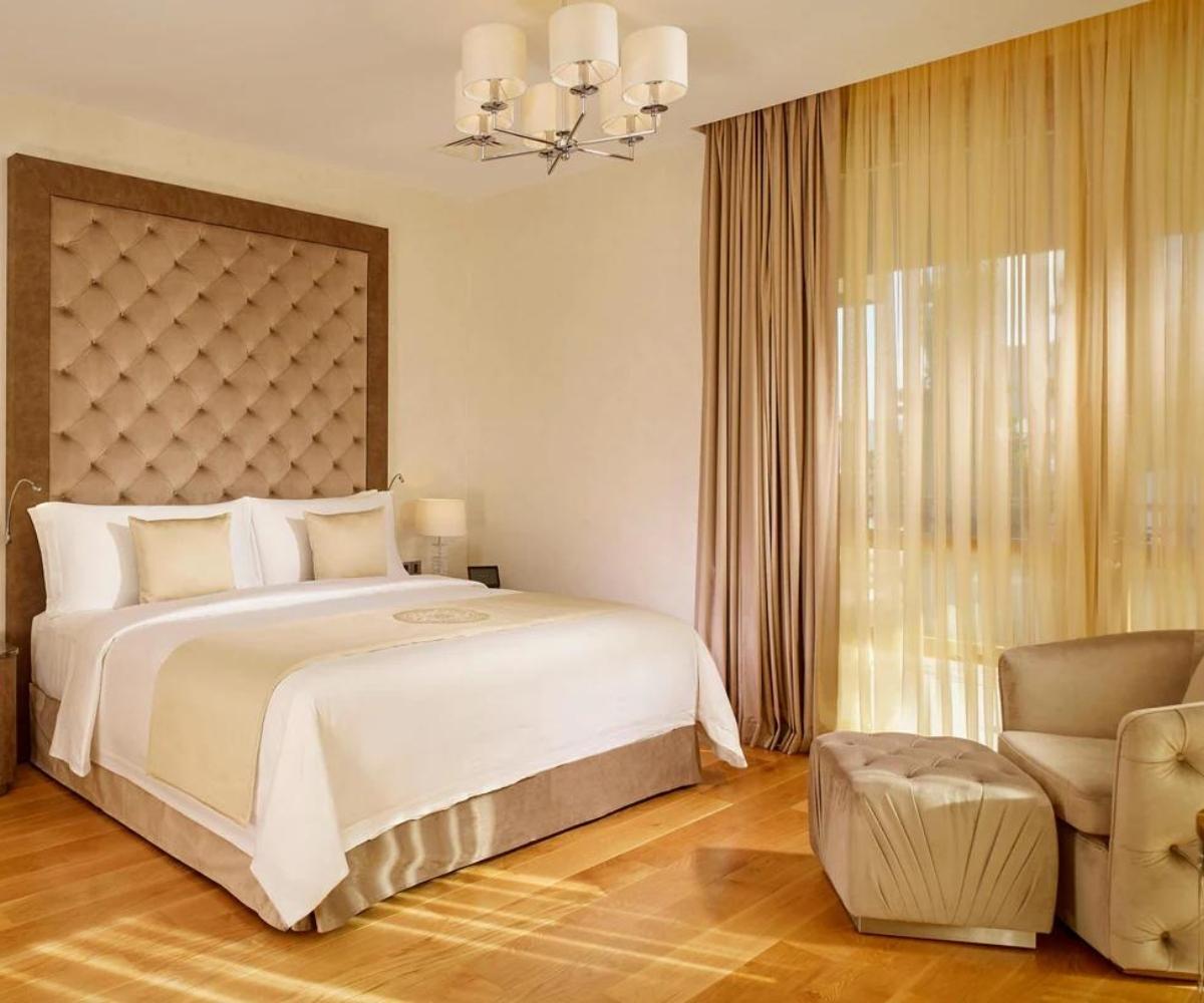 Cyprus Hotel  Parklane Room 